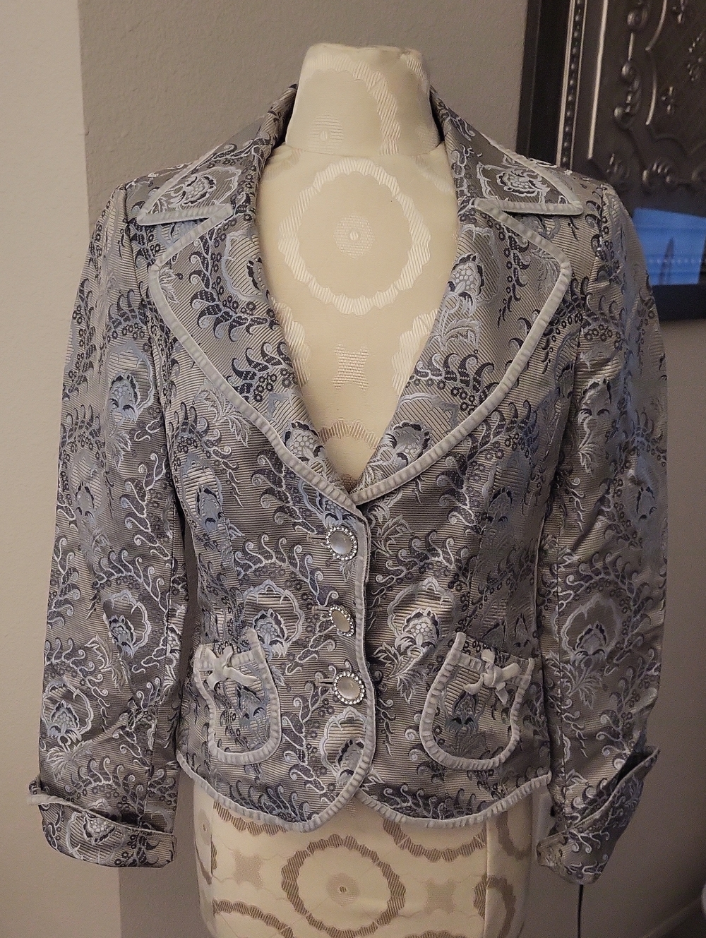 Classiques Entier Silver Brocade Tailored Blazer